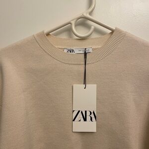 Zara Women’s Beige Sweater Ecru Viscose Blend
